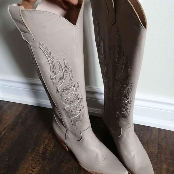 Texan Leather Boots - Picture 3 of 6
